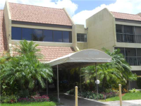 240 LAKEVIEW DR # 109, Weston, Florida 33326 