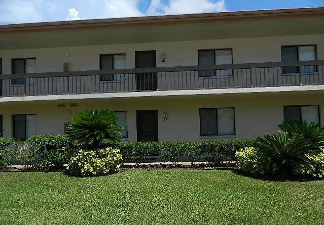 111 Mary Dr 11, Oldsmar, FL 34677 