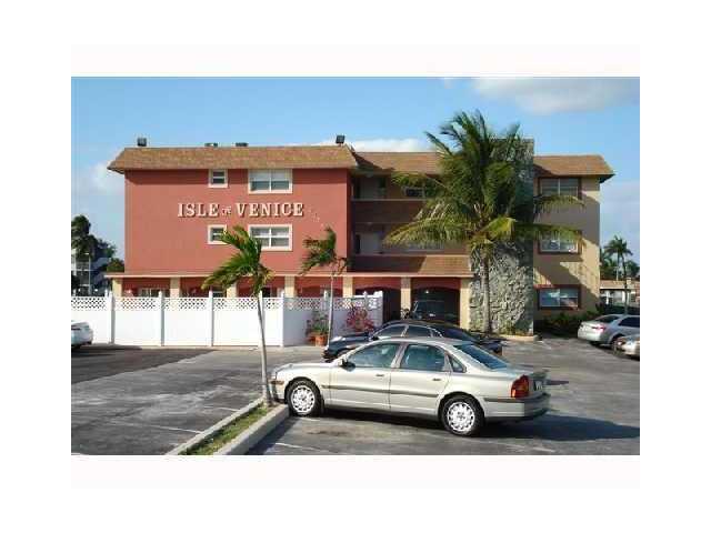 2775 TAFT ST # 203, Hollywood, Florida 33020 