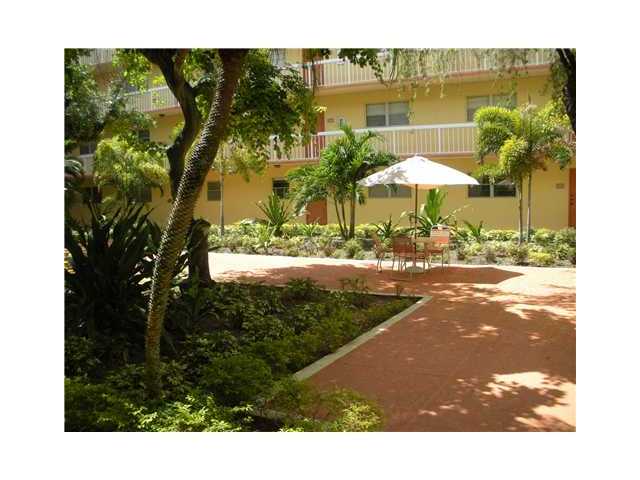 7707 CAMINO REAL # B-112, Miami, Florida 33143 