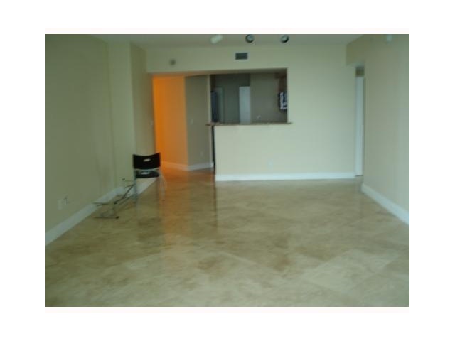 325 S BISCAYNE BL # 2126, Miami, Florida 33131 