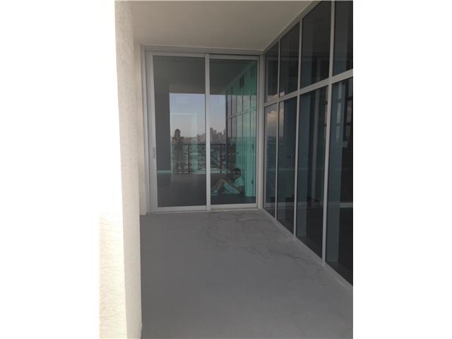 3301 NE 1 AV # H2501, Miami, Florida 33137 