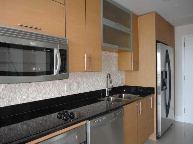 60 SW 13 # 2213, Miami, Florida 33130 