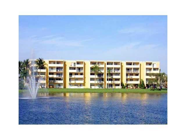 9351 FONTAINEBLEAU BL # B419, Miami, Florida 33172 