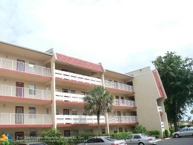 1030 COUNTRY CLUB DR # 207, Margate, Florida 33063 