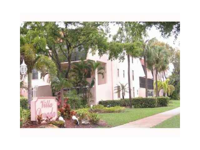 20300 W Country Club Dr # 121-3, Aventura, Florida 33180 