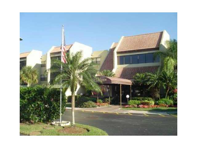 240 LAKEVIEW DR # 108, Weston, Florida 33326 