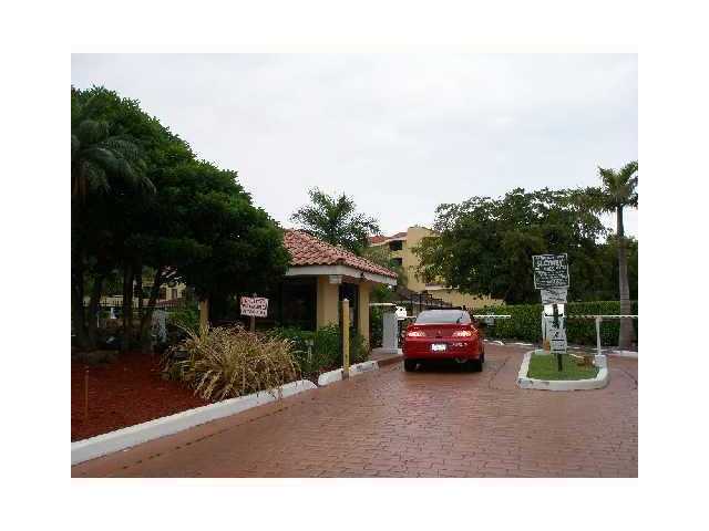 8255 SW 152 AV # E-306, Miami, Florida 33193 