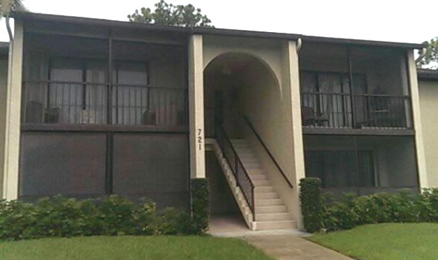 721 Sunny Pine Way Appartment B1, West Palm Beach, FL 33415 