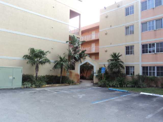 6195 NW 186 ST # 117, Hialeah, Florida 33015 