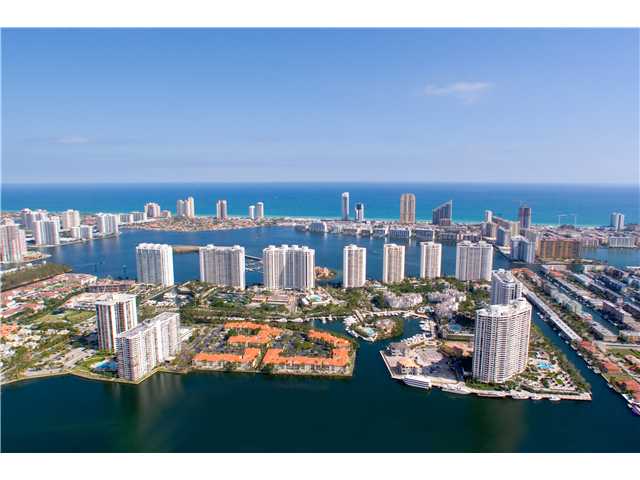 7000 ISLAND BL # 2204, Aventura, Florida 33160 