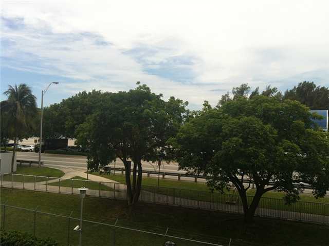 150 SE 25 RD # 3H, Miami, Florida 33129 