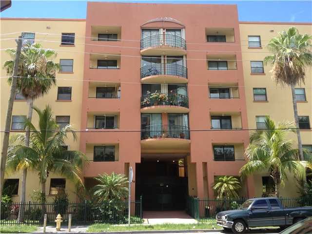 546 SW 1 ST # 307, Miami, Florida 33130 