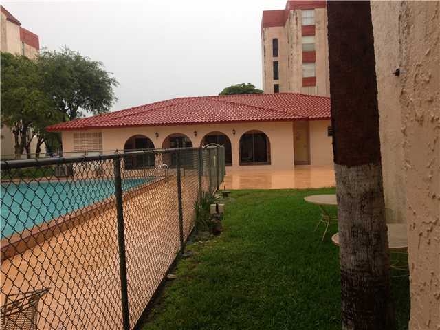 5201 NW 7 ST # 110, Miami, Florida 33126 
