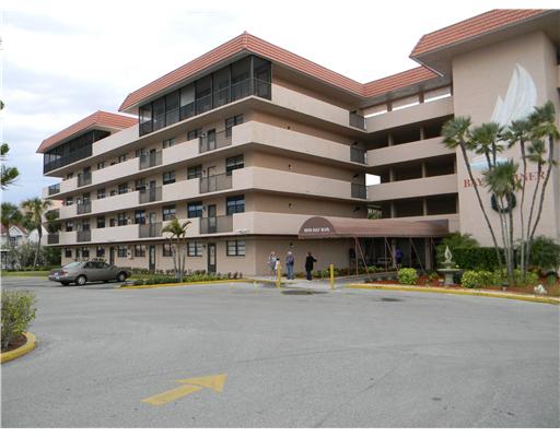 19701 GULF BLVD, Indian Shores, FL 33785 