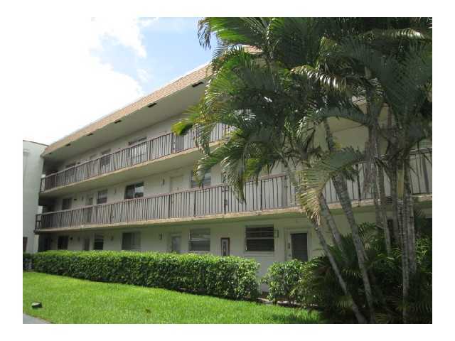 7450 NW 17TH ST # 303, Plantation, Florida 33313 