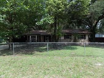 27346 Lemon Avenue, Okahumpka, FL 34762 