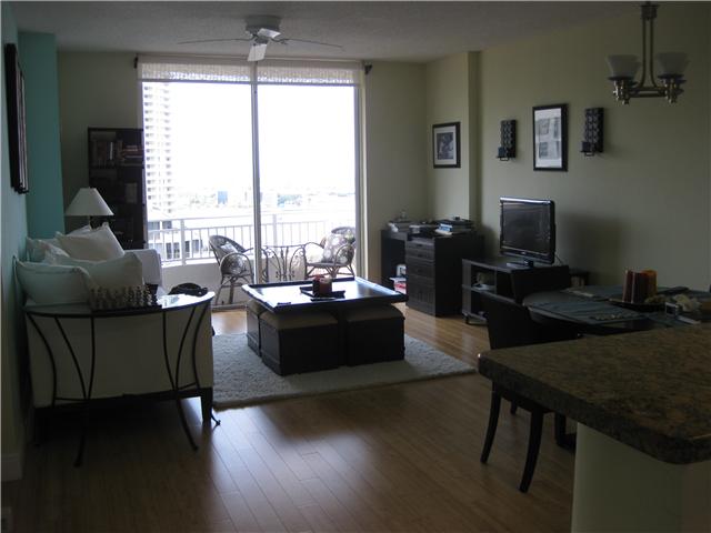 770 CLAUGHTON ISLAND DR # PH-23, Miami, Florida 33131 