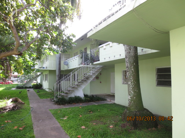 7600 82nd St,j114, Miami, FL 33143 
