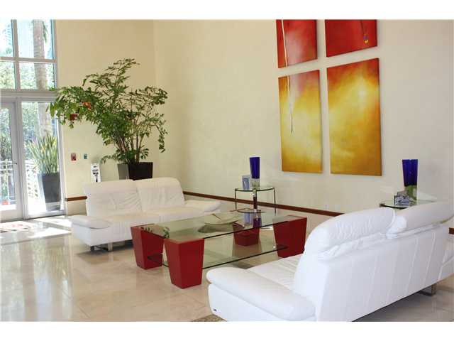 1060 BRICKELL AV # 1711, Miami, Florida 33131 