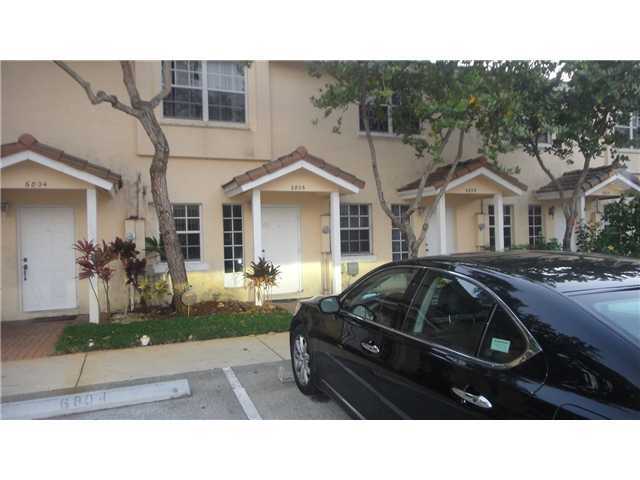 6736 Sienna Club  Place, Lauderhill, FL 33319 