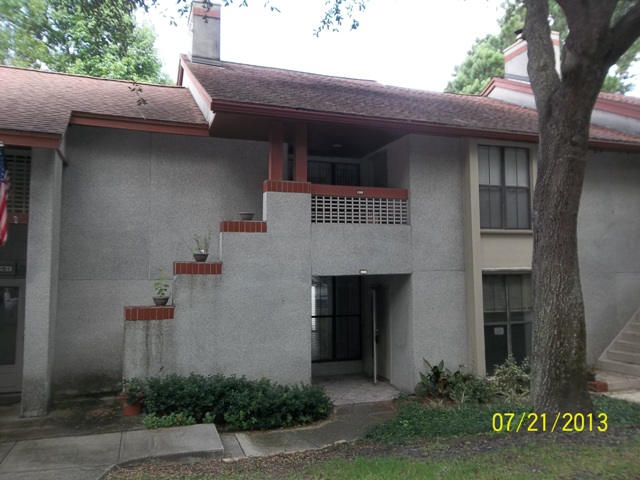 2203 Wood Hill Pl, Jacksonville, FL 32256 