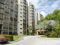 17021 Bay Road,511, Sunny Isles Beach, FL 33160 