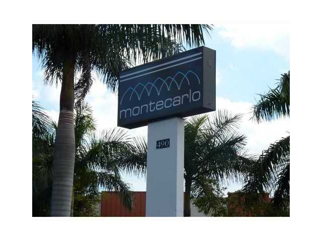 496 NW 165 ST # D-111, Miami, Florida 33169 