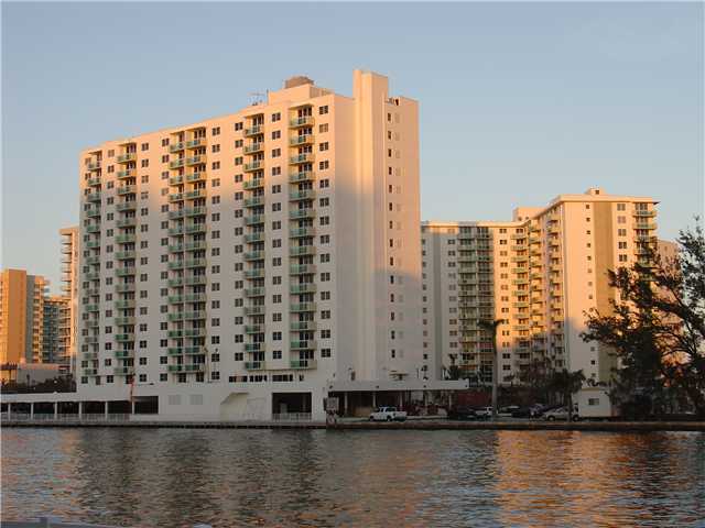 3000 S Ocean Dr # 1216, Hollywood, Florida 33019 