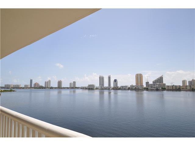 3000 ISLAND BL # 607, Aventura, Florida 33160 