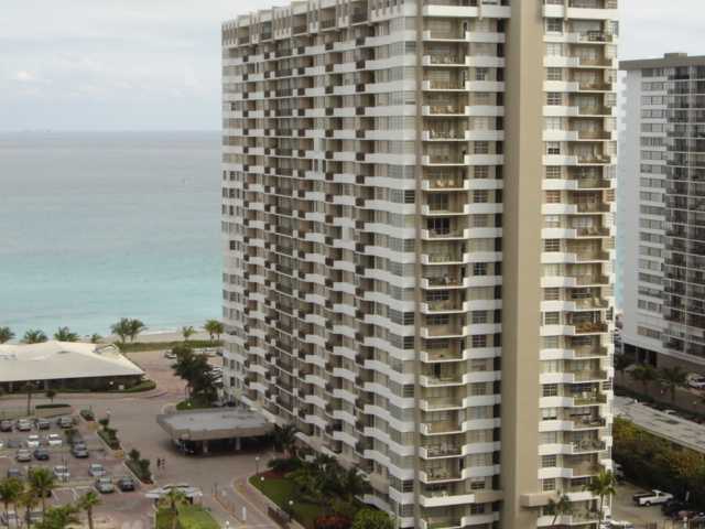 1980 S OCEAN DR # 14 J, Hallandale, Florida 33009 