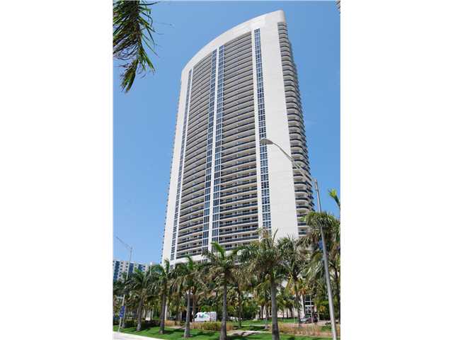 1850 S OCEAN DR # 2703, Hallandale, Florida 33009 