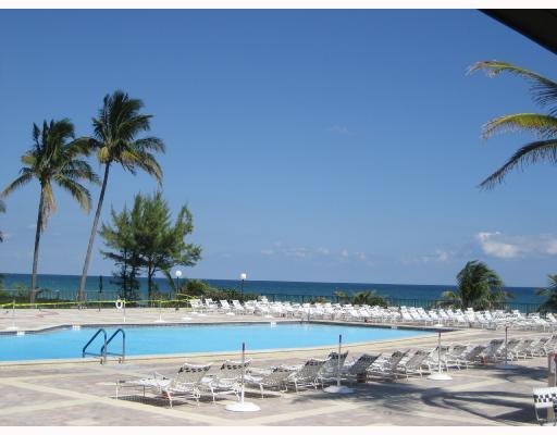 1950 S OCEAN DR # 4 E, Hallandale, Florida 33009 