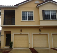 2812 Oakwater Dr, Kissimmee, FL 34747 