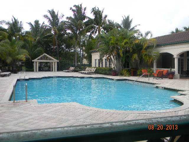 7430 NW 4TH ST # 307, Plantation, Florida 33317 