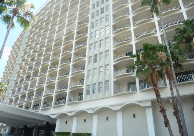 5401 Collins Ave, Miami Beach, FL 33140 