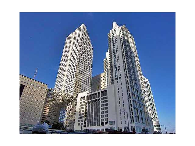 300 S BISCAYNE BL # 2303, Miami, Florida 33131 