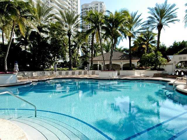 7000 ISLAND BL # 1207, Aventura, Florida 33160 
