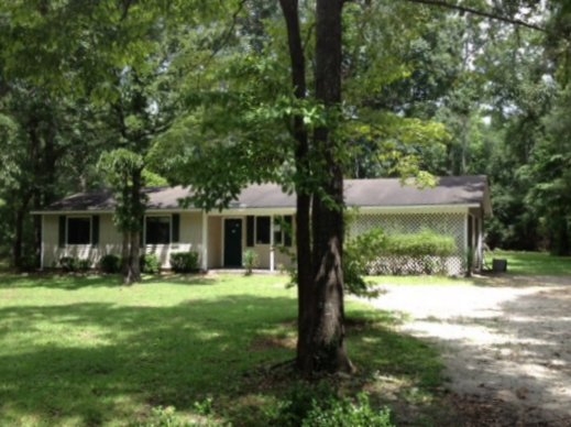138 Edgewood Dr, Crawfordville, FL 32327 