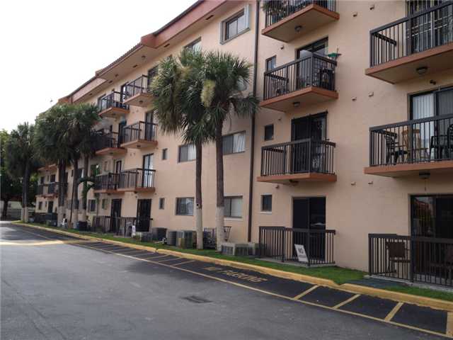 5560 W 21 CT # 211, Hialeah, Florida 33016 