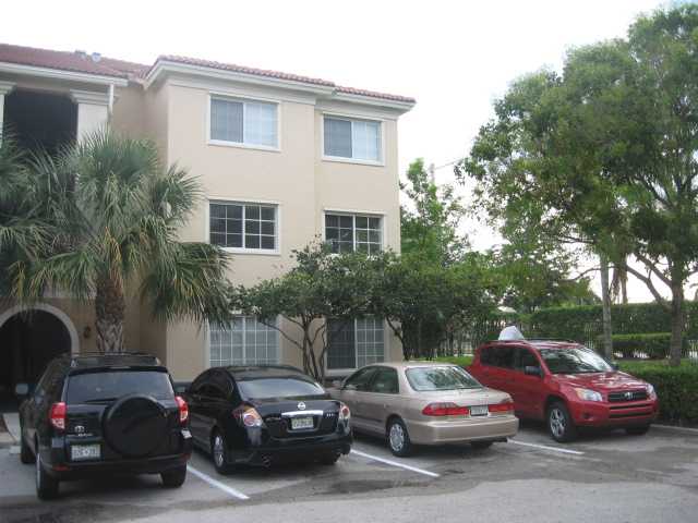 2586 CENTERGATE DR # 207, Miramar, Florida 33025 