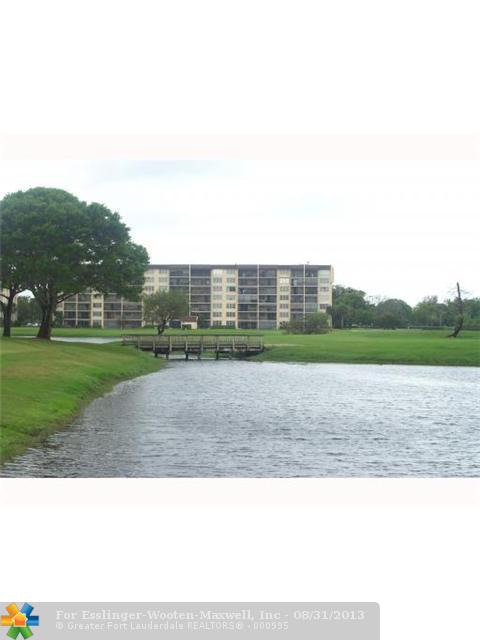 3100 W ROLLING HILLS CR # 402, Davie, Florida 33328 