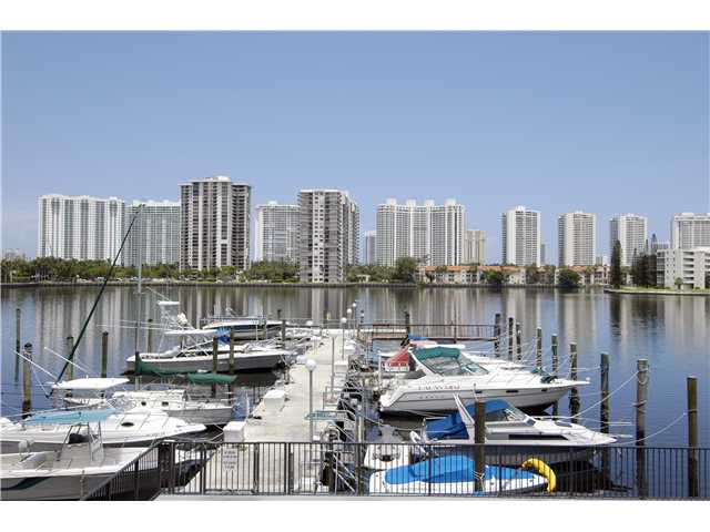 18071 BISCAYNE BL # 702-3, Aventura, Florida 33160 