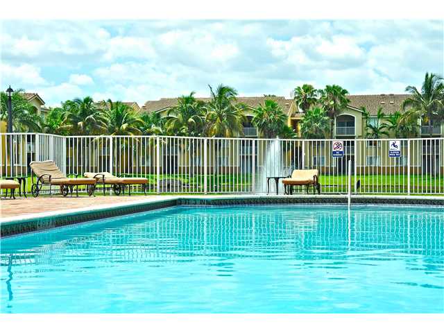 2640 S UNIVERSITY DR # 202, Davie, Florida 33314 