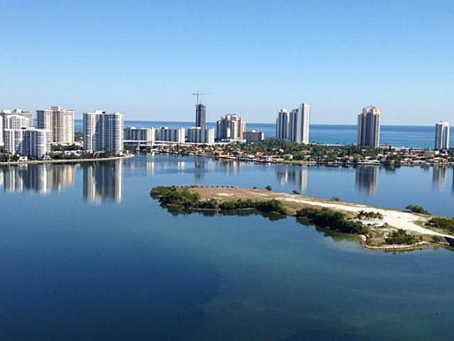 7000 ISLAND BL # 2710, Aventura, Florida 33160 