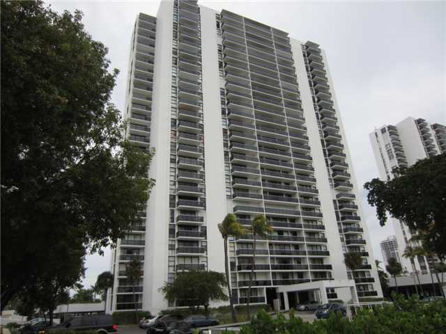 3625 N COUNTRY CLUB DR # 705, Aventura, Florida 33180 