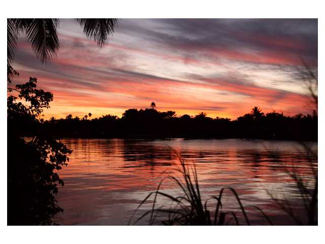 9264 Bay Dr, Surfside, Florida 33154 