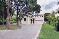 110 E Shore Dr, Key Largo, FL 33037 