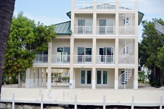 122 Harbor Dr, Tavernier, FL 33070 