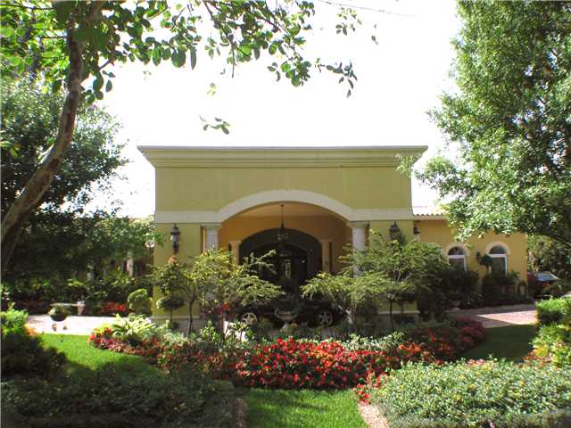 6710 SW 92 St, Pinecrest, Florida 33156 